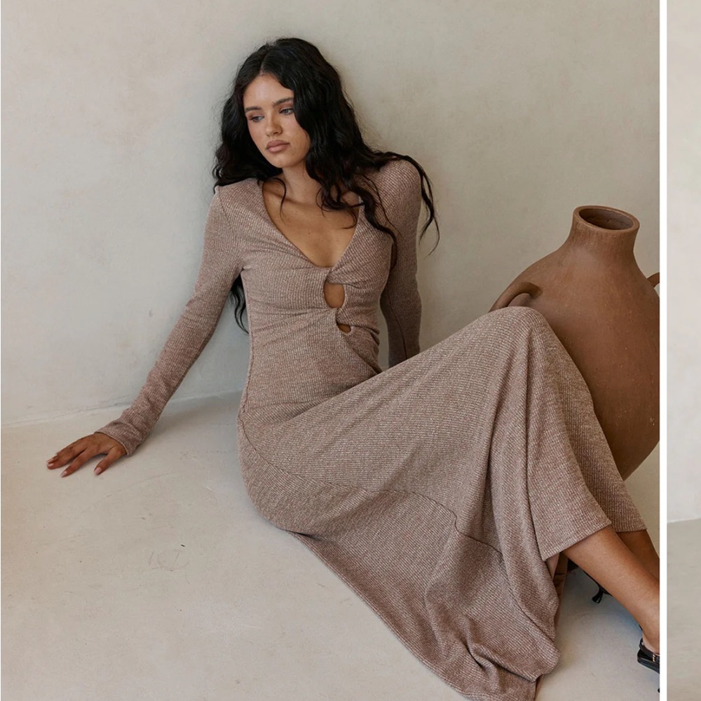 Sabo Skirt Long Sleeve Taupe Knit Maxi Dress with Keyhole Detail